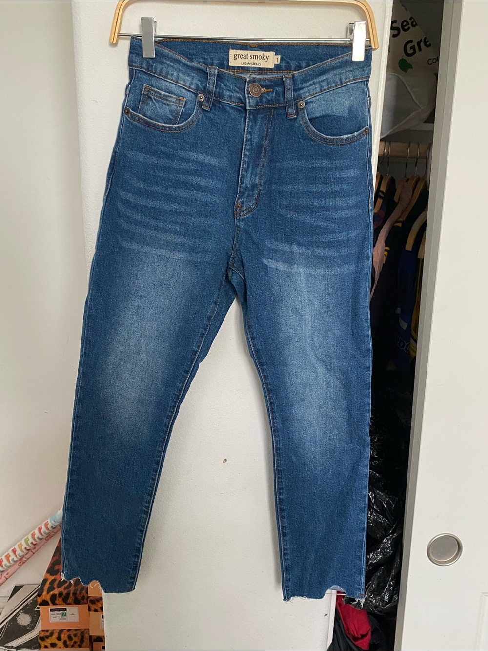 Great Smoky Women’s Medium Wash Blue Denim Mid Rise Skinny Jeans Size 1